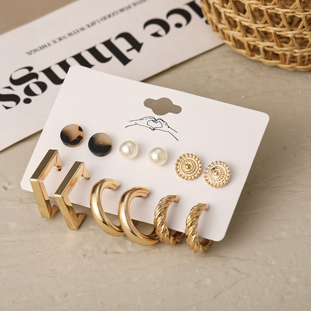 Pretty Earrings Set