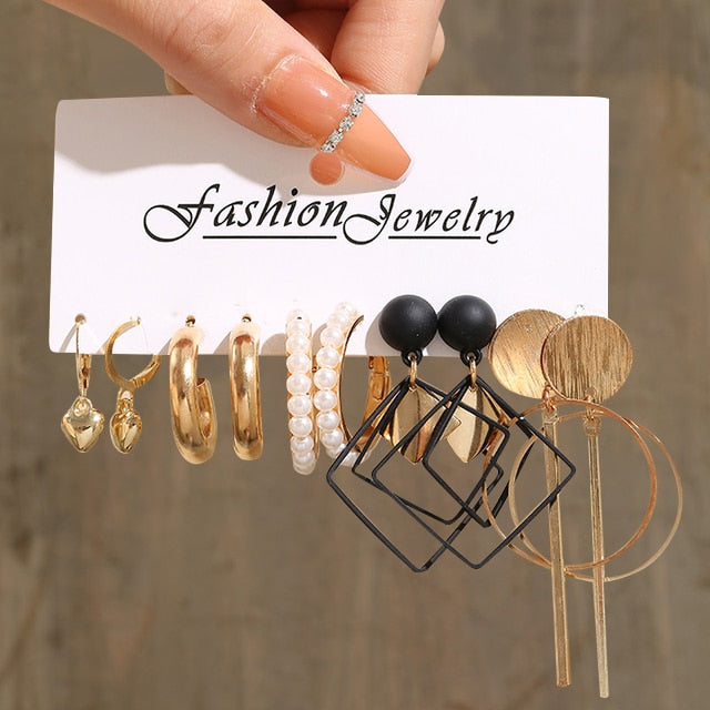 Pretty Earrings Set