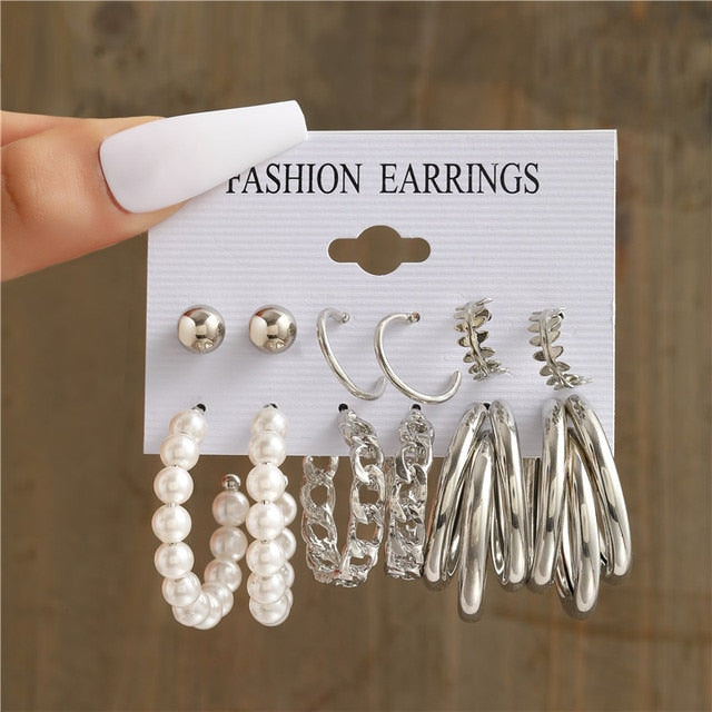 Pretty Earrings Set